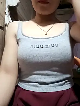 Snapshot of LucyyLy chatting on 18, 4, 2026 LucyyLy online show from 18, 4, 2026