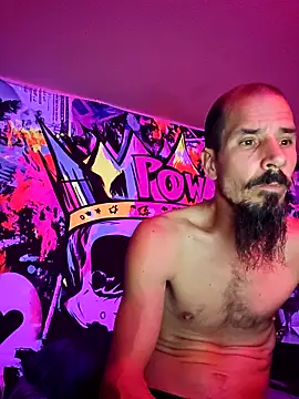 Ti-Pig online show from 17, 10, 2025