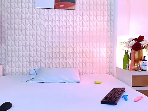 LuigiMarchetti online show from 5, 11, 2025