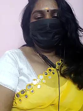 Snapshot of Tamil_Azhaghi25 chatting on 7, 2, 2026 Tamil Azhaghi25 online show from 7, 2, 2026
