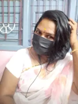 Snapshot of Tamil_Azhaghi25 chatting on 16, 5, 2026 Tamil Azhaghi25 online show from 16, 5, 2026