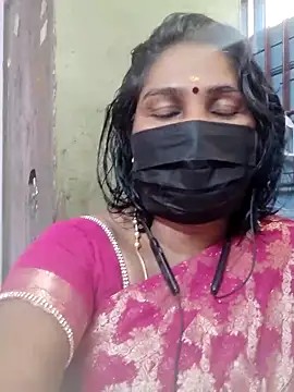 Snapshot of Tamil_Azhaghi25 chatting on 23, 5, 2026 Tamil Azhaghi25 online show from 23, 5, 2026