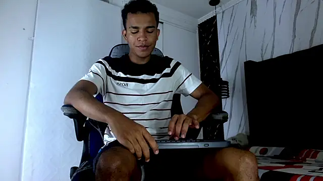 aston xvera online show from 23, 10, 2025