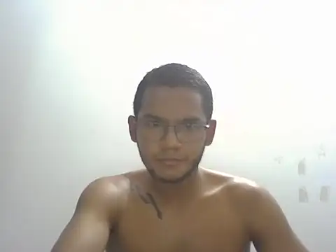 Snapshot of jayden_cooper1 chatting on 12, 11, 2025 jayden cooper1 online show from 12, 11, 2025