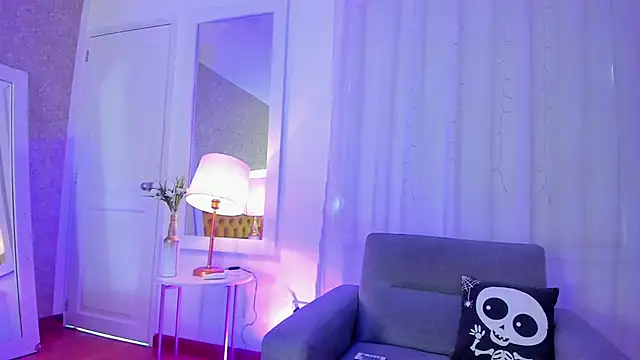 AnniieCooper online show from 19, 11, 2025