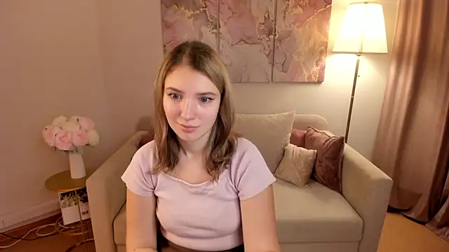 Snapshot of MilinaMorris chatting on 10, 10, 2025 MilinaMorris online show from 10, 10, 2025