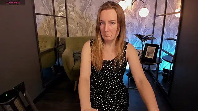 MeggySun online show from 17, 11, 2025