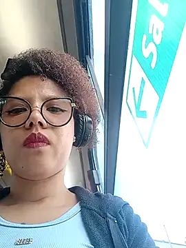 gigi1326 online show from 19, 10, 2025