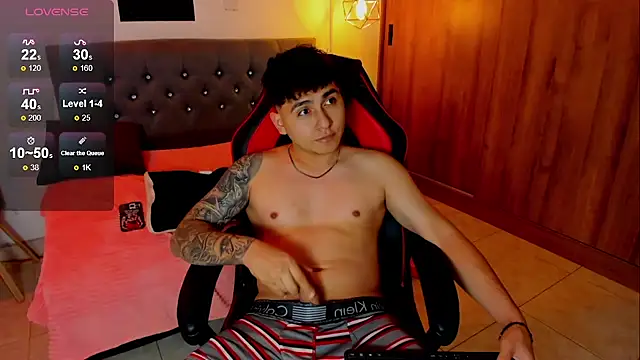 Nicolas James Sc online show from 3, 12, 2025