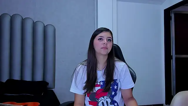 Charlotte-Star online show from 28, 11, 2025