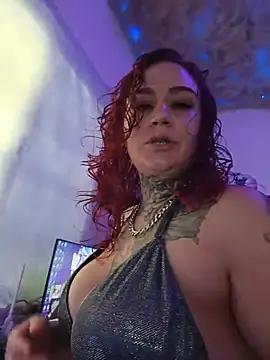Snapshot of blazed_vixen chatting on 1, 8, 2026 blazed vixen online show from 1, 8, 2026