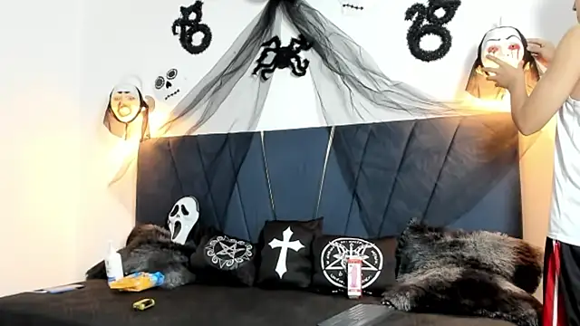 Snapshot of zeusapollofuck chatting on 14, 10, 2025 zeusapollofuck online show from 14, 10, 2025