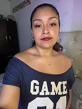 Snapshot of Aurora_fire1 chatting on 6, 2, 2026 Aurora fire1 online show from 6, 2, 2026