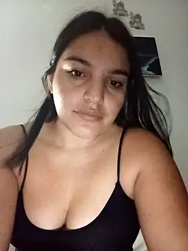 Snapshot of chloe_90 chatting on 23, 10, 2025 chloe 90 online show from 23, 10, 2025