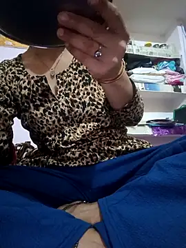 Snapshot of Sexy_Musakan22 chatting on 8, 11, 2025 Sexy Musakan22 online show from 8, 11, 2025