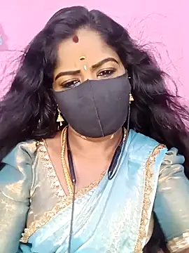 Snapshot of tamilammukuttyy chatting on 8, 3, 2026 tamilammukuttyy online show from 8, 3, 2026