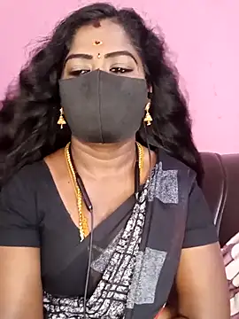 Snapshot of tamilammukuttyy chatting on 11, 4, 2026 tamilammukuttyy online show from 11, 4, 2026