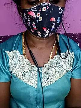 Snapshot of tamilammukuttyy chatting on 11, 5, 2026 tamilammukuttyy online show from 11, 5, 2026