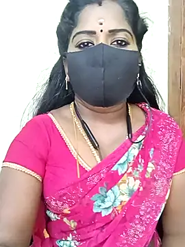 Snapshot of tamilammukuttyy chatting on 24, 6, 2026 tamilammukuttyy online show from 24, 6, 2026