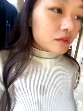 mai-xinh online show from 2, 11, 2025