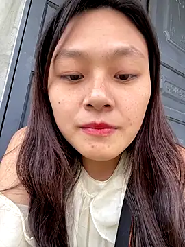 mai-xinh online show from 15, 12, 2025