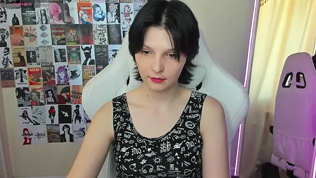 AudreyyKim online show from 19, 9, 2025