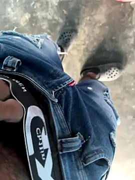 FromVnz online show from 10, 9, 2025