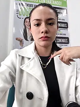 CHARLOTTE  05 online show from 14, 11, 2025