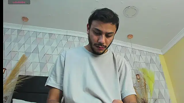 Boss Domiinator online show from 7, 2, 2026