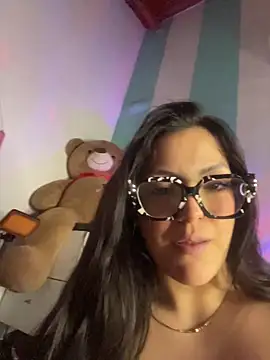 Snapshot of alilith chatting on 19, 5, 2026 alilith online show from 19, 5, 2026