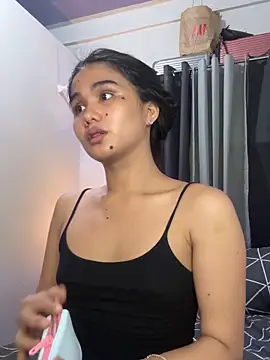 AngelHille online show from 30, 10, 2025