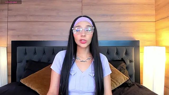 Roseaurora online show from 24, 3, 2026