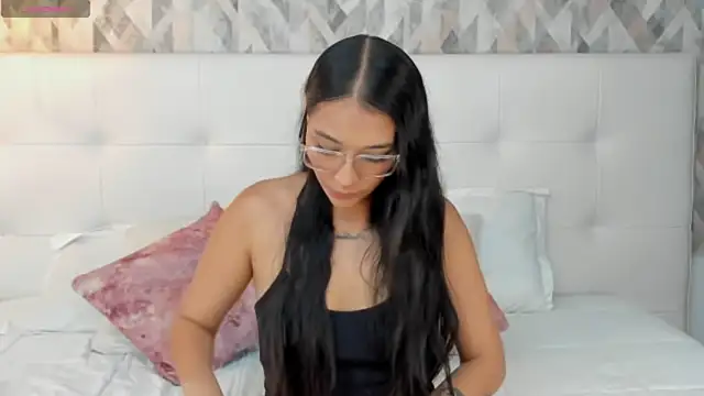 Snapshot of Roseaurora chatting on 9, 7, 2026 Roseaurora online show from 9, 7, 2026