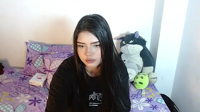 Snapshot of Emma_yui19 chatting on 29, 11, 2025 Emma yui19 online show from 29, 11, 2025