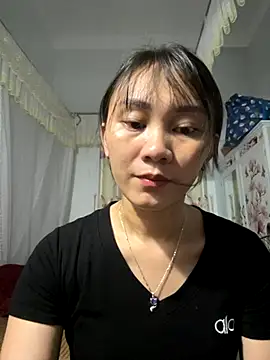Snapshot of Almond-cute chatting on 8, 9, 2025 Almond-cute online show from 8, 9, 2025