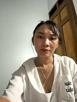 Snapshot of Almond-cute chatting on 20, 9, 2025 Almond-cute online show from 20, 9, 2025