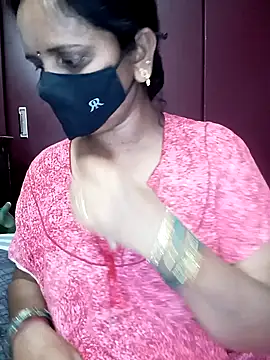 Snapshot of Mee_harini-telugupilla chatting on 23, 4, 2026 Mee harini-telugupilla online show from 23, 4, 2026