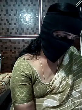 Snapshot of Mee_harini-telugupilla chatting on 4, 5, 2026 Mee harini-telugupilla online show from 4, 5, 2026