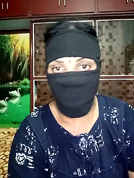 Snapshot of Mee_harini-telugupilla chatting on 5, 5, 2026 Mee harini-telugupilla online show from 5, 5, 2026