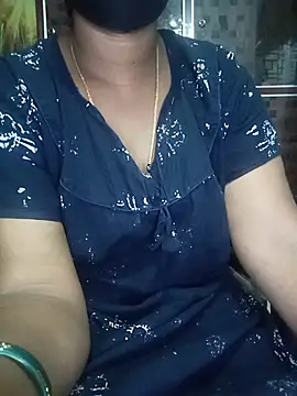 Snapshot of Mee_harini-telugupilla chatting on 24, 5, 2026 Mee harini-telugupilla online show from 24, 5, 2026