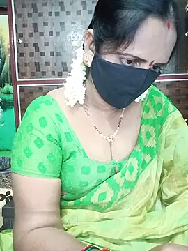 Snapshot of Mee_harini-telugupilla chatting on 1, 7, 2026 Mee harini-telugupilla online show from 1, 7, 2026