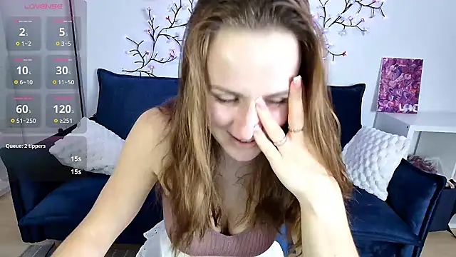 Julia Lia online show from 12, 9, 2025