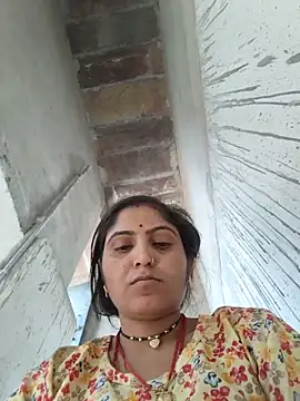 Snapshot of LUCKY_cut chatting on 1, 6, 2026 LUCKY cut online show from 1, 6, 2026