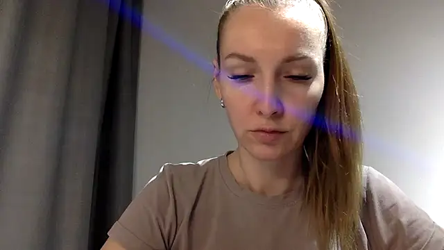 Varnyx online show from 25, 11, 2025