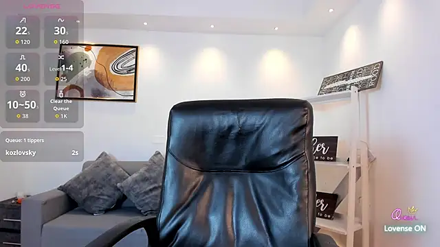 sofiapalacioss online show from 16, 4, 2026