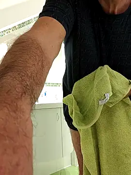 Snapshot of Oldmenhot66 chatting on 27, 9, 2025 Oldmenhot66 online show from 27, 9, 2025