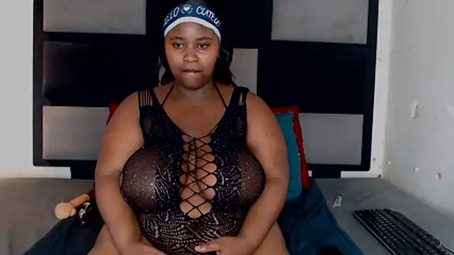 Freaky-boobs online show from 5, 11, 2025