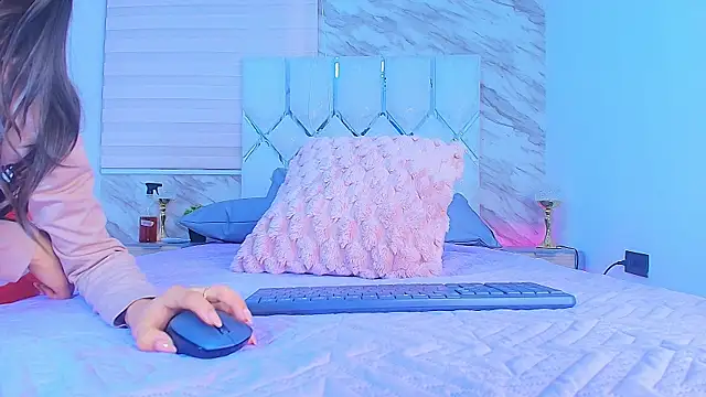 collet 1 online show from 19, 11, 2025