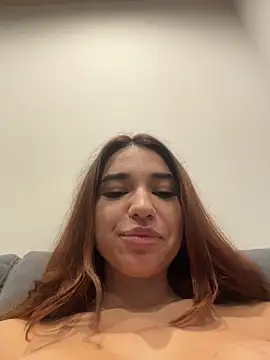 ItalianGirl online show from 1, 12, 2025