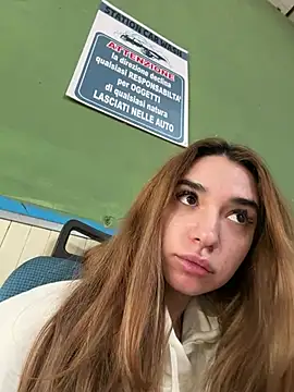 ItalianGirl online show from 17, 3, 2026